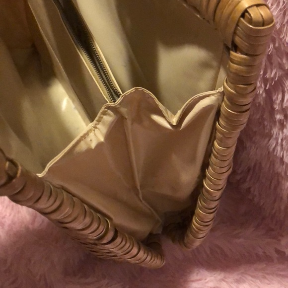 Wicker purse - Picture 3 of 5